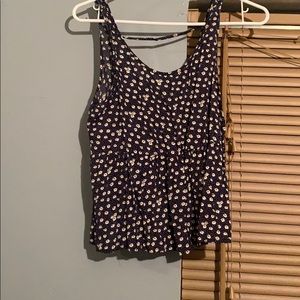 Flower loose crop top
